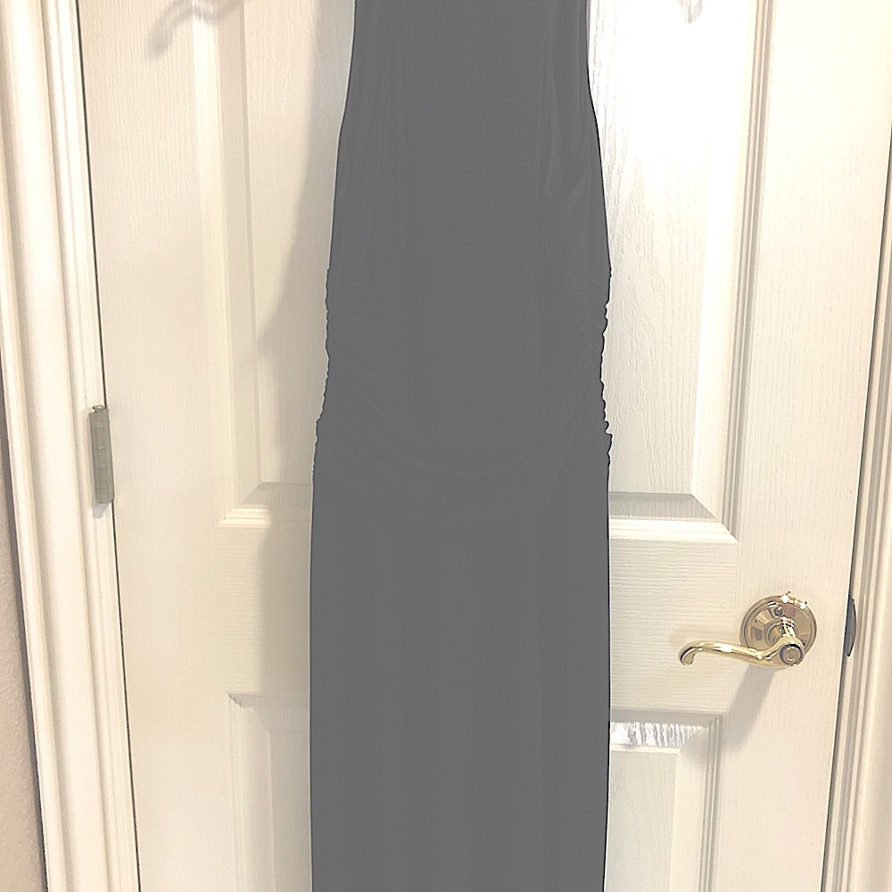 Nine West Dress.Jersey. Size 4P. Fitted, raunched waist, flare skirt. Excellent - Picture 2 of 3